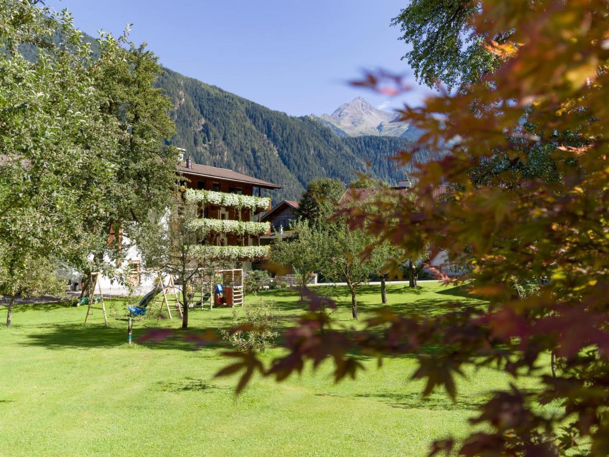 Hof Neuhaus Apartment Mayrhofen Luaran gambar