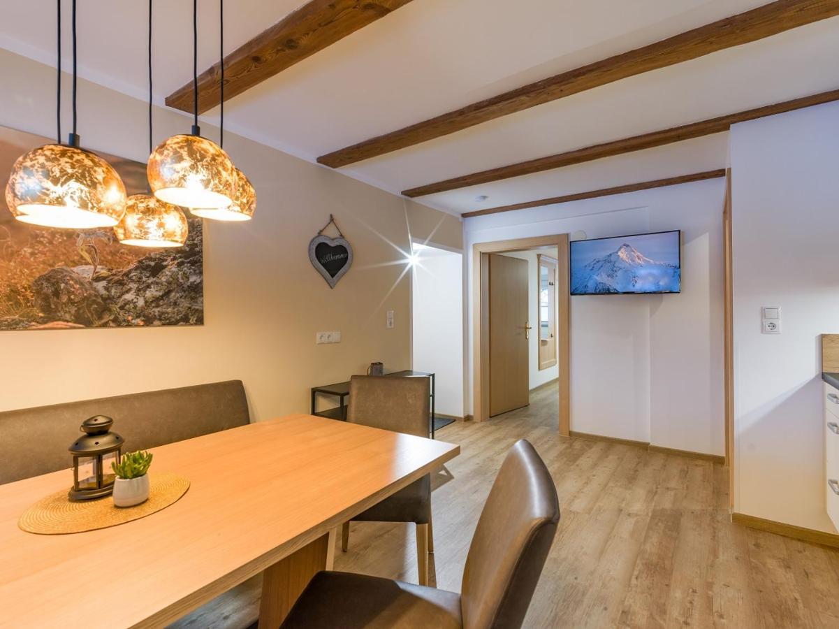 Hof Neuhaus Apartment Mayrhofen Luaran gambar